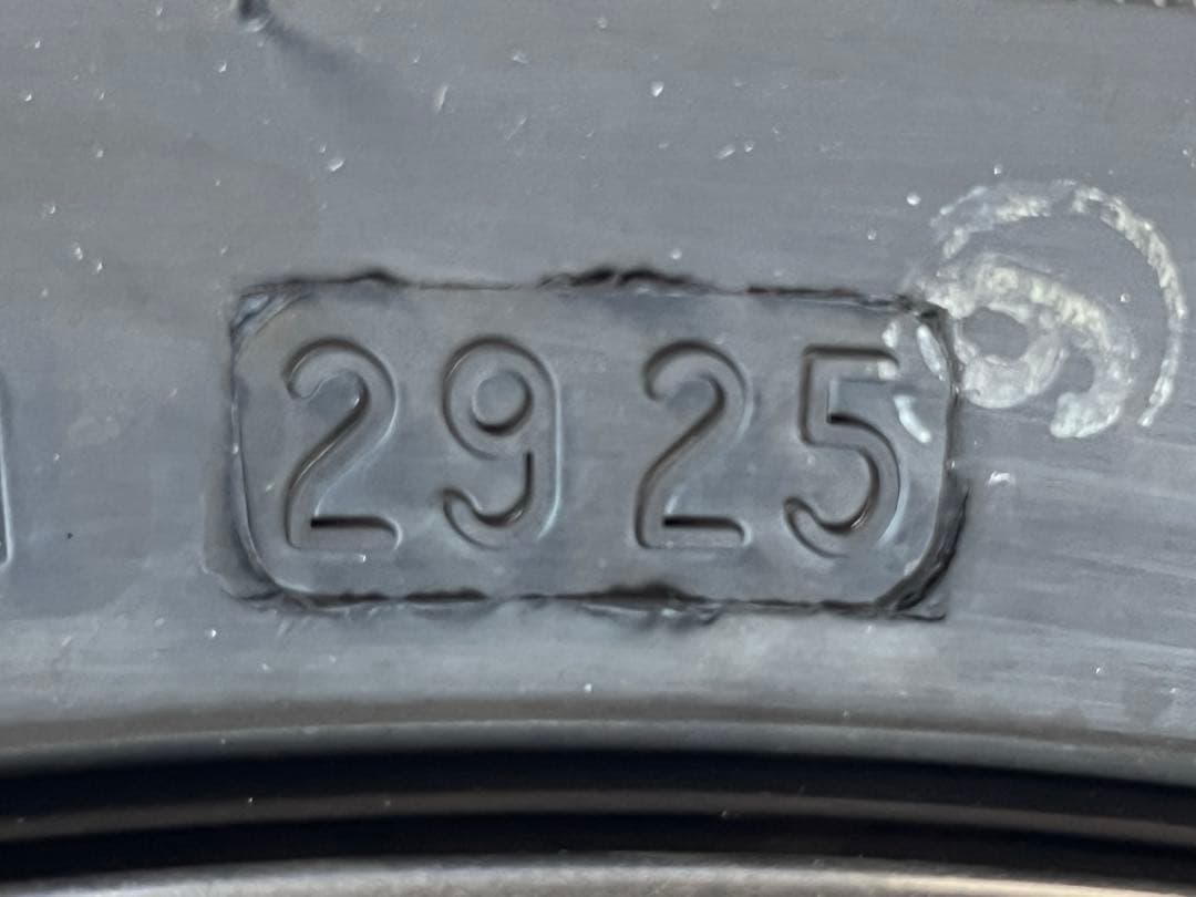 ジムニーノマドJC74Wジムニーシエラ純正アルミホイール純正センターキャップ付き