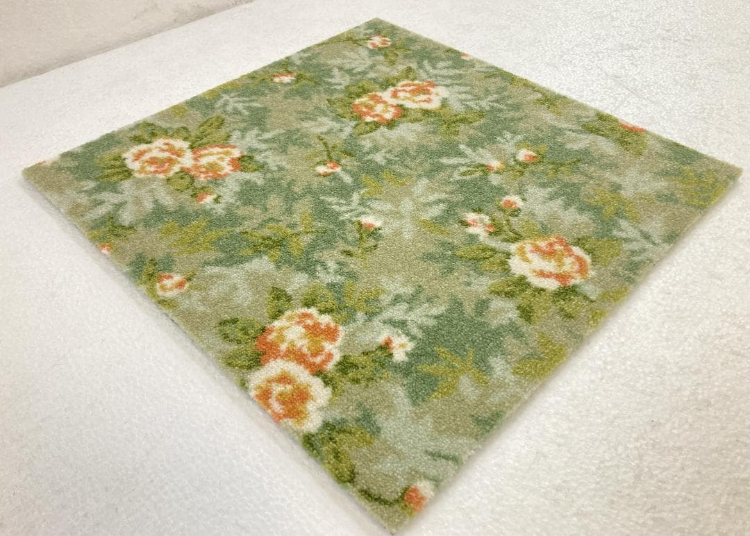 ∞感謝∞プロフ読んでね。　タイルカーペット２５枚　新品・未使用