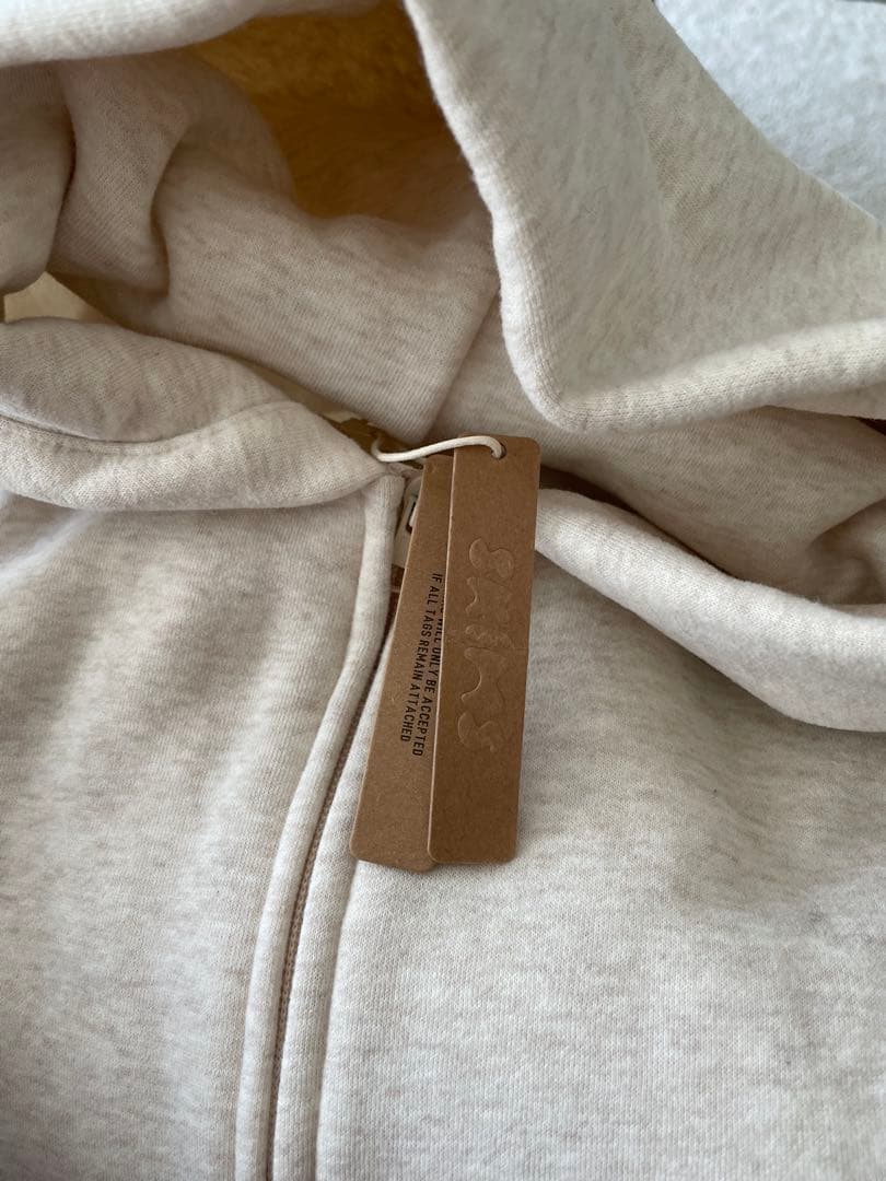 skims クラッシックジップアップフーディー　パーカー