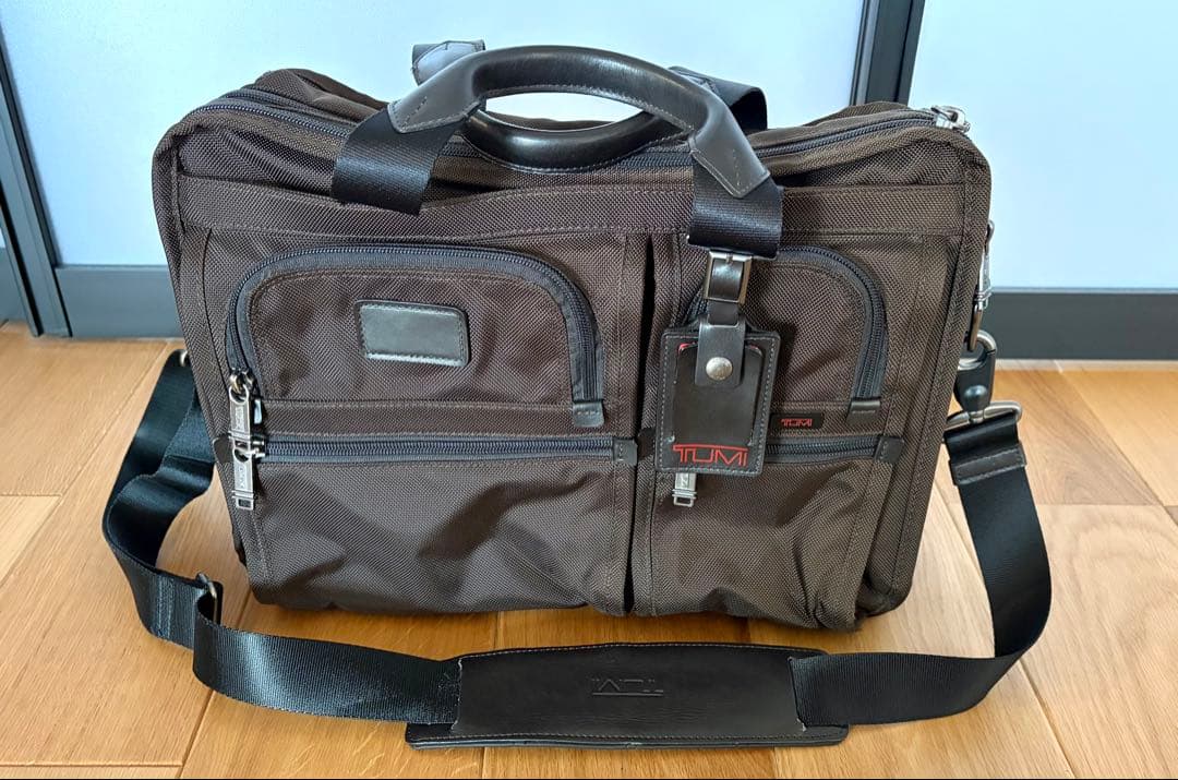 TUMI エクスパンダブルオーガナイザー ラップトップ2wayブリーフ ブラウン