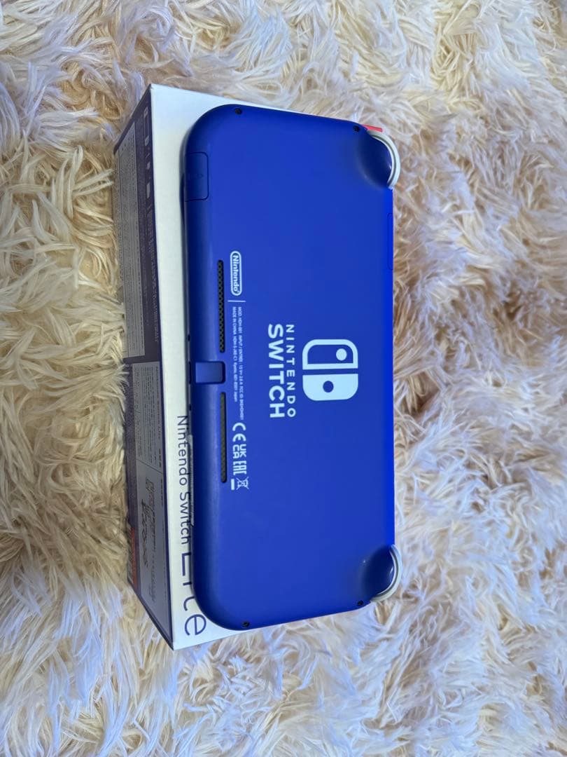 Nintendo Switch Lite ブルー 本体 【箱・本体のみ】