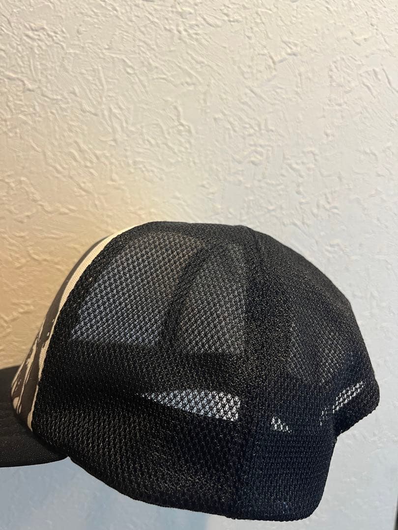 BORN TO LOSE トラッカーキャップ