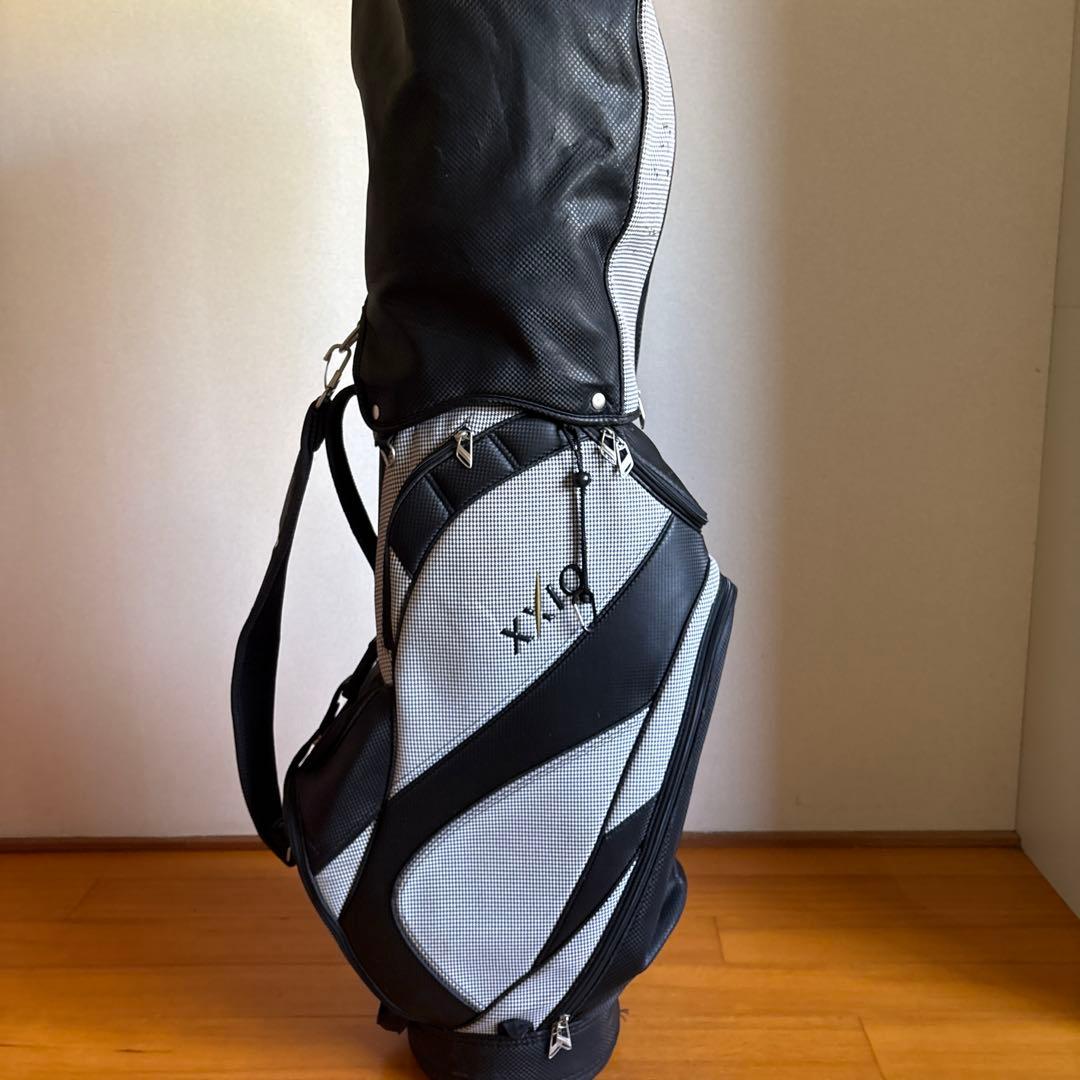 ゼクシオ XXIOキャディバッグ フード付き