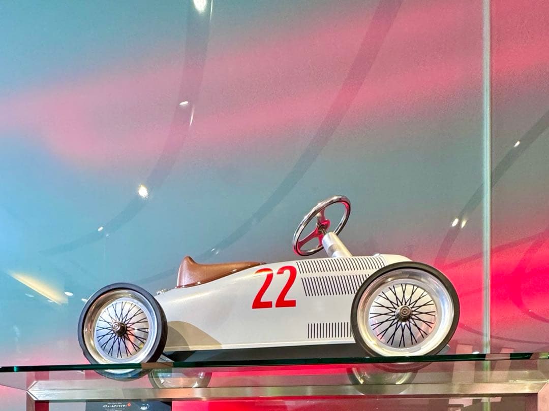 Mercedes-Benz 純正 ボビーカー シルバーアロー オブジェにも最適