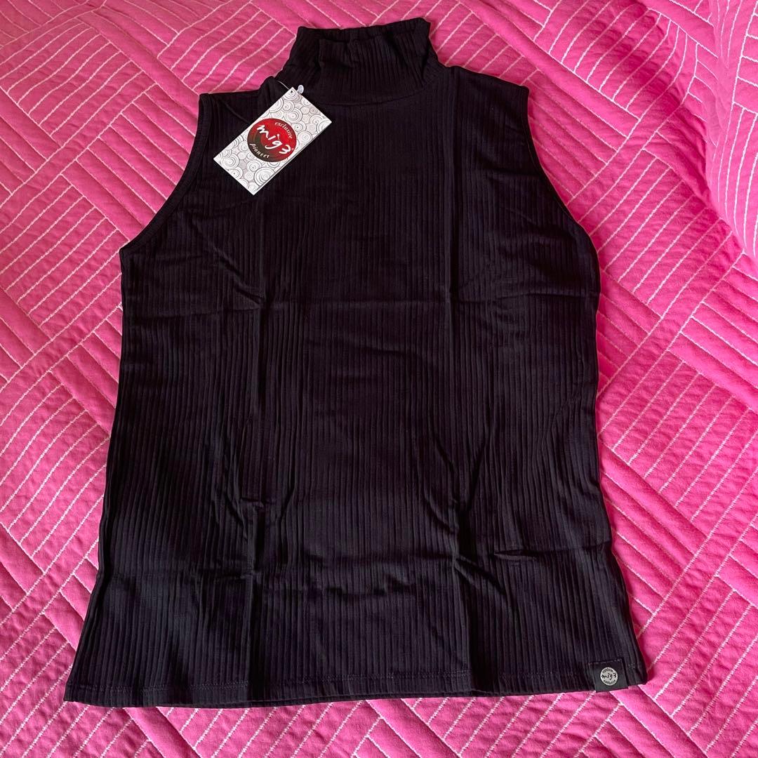 インヴェル　ハイネックノースリーブ　黒　Ｌ