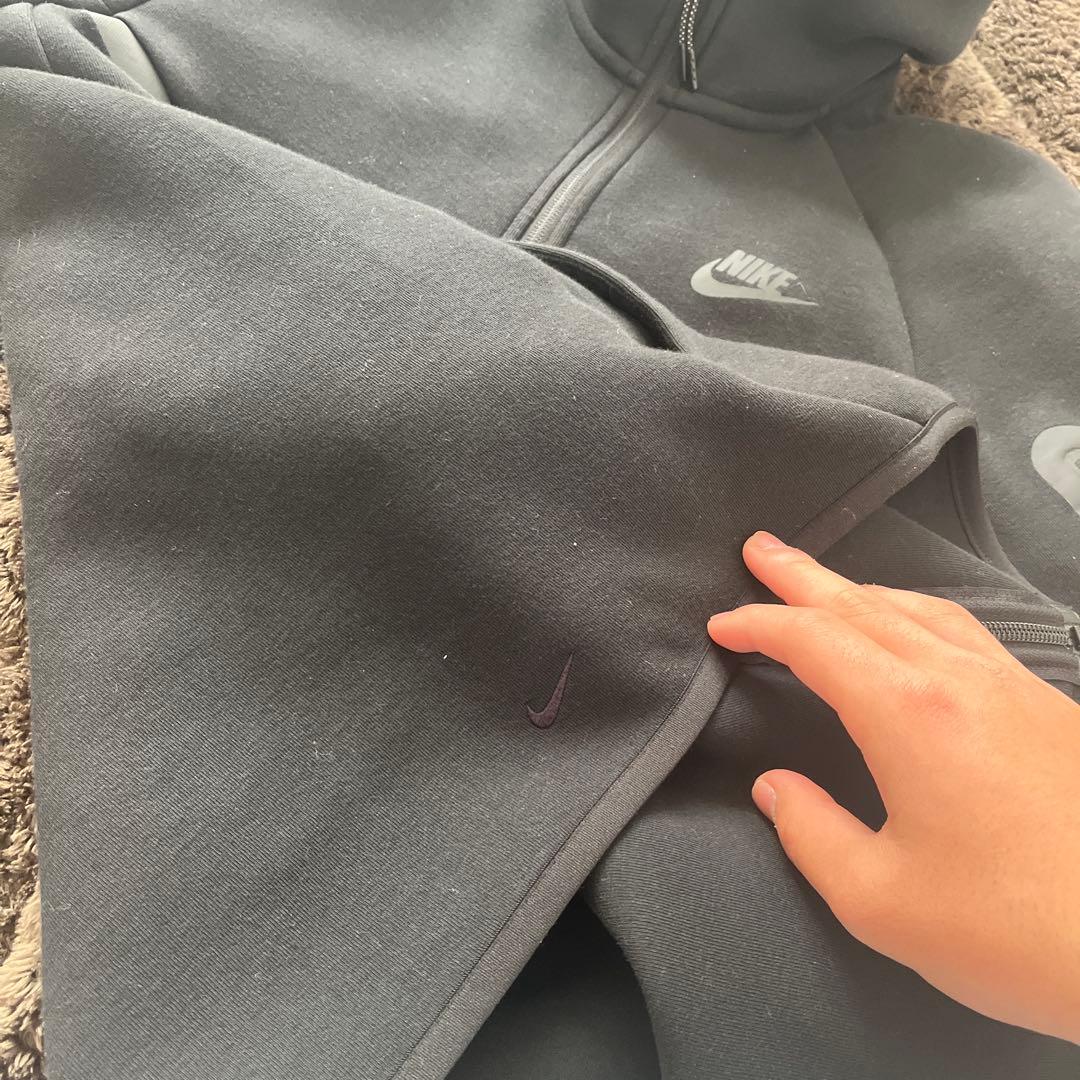 Nikeテックフリース