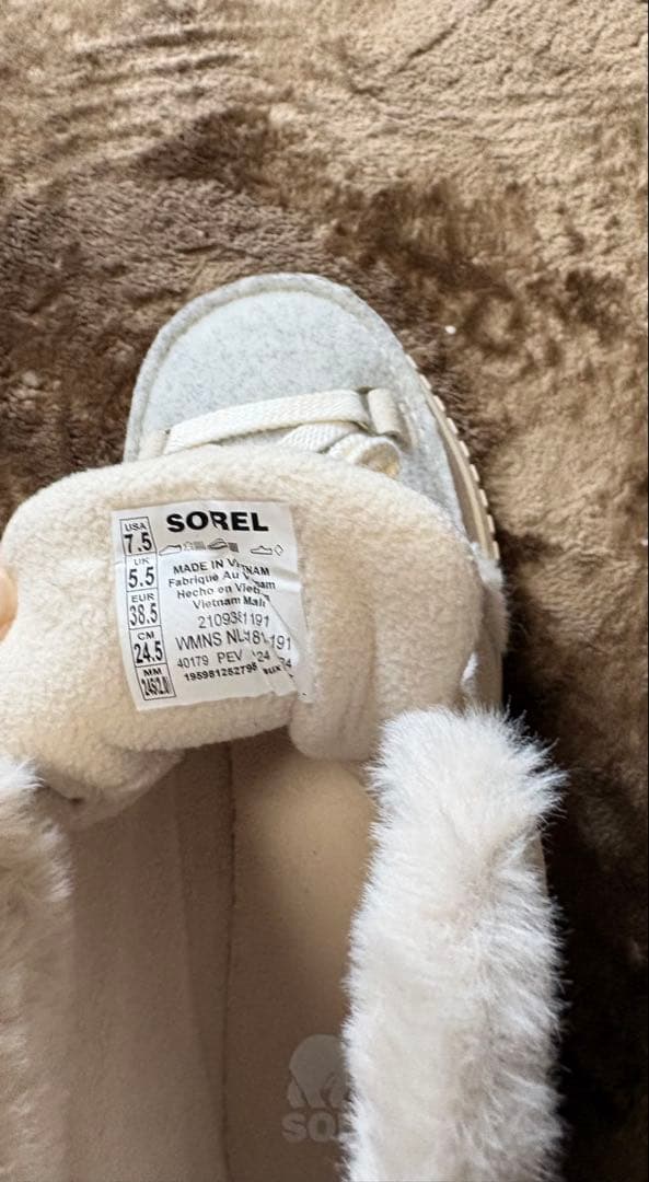 e*0様 SOREL（ソレル）ブーツ
