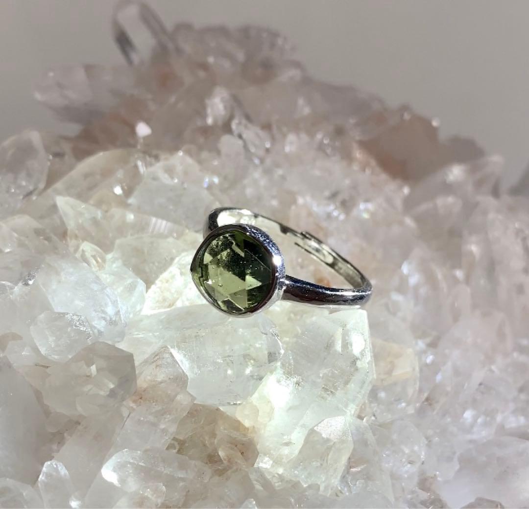 ★Manakali ★ 【高品質】モルダバイト　六芒星　リング