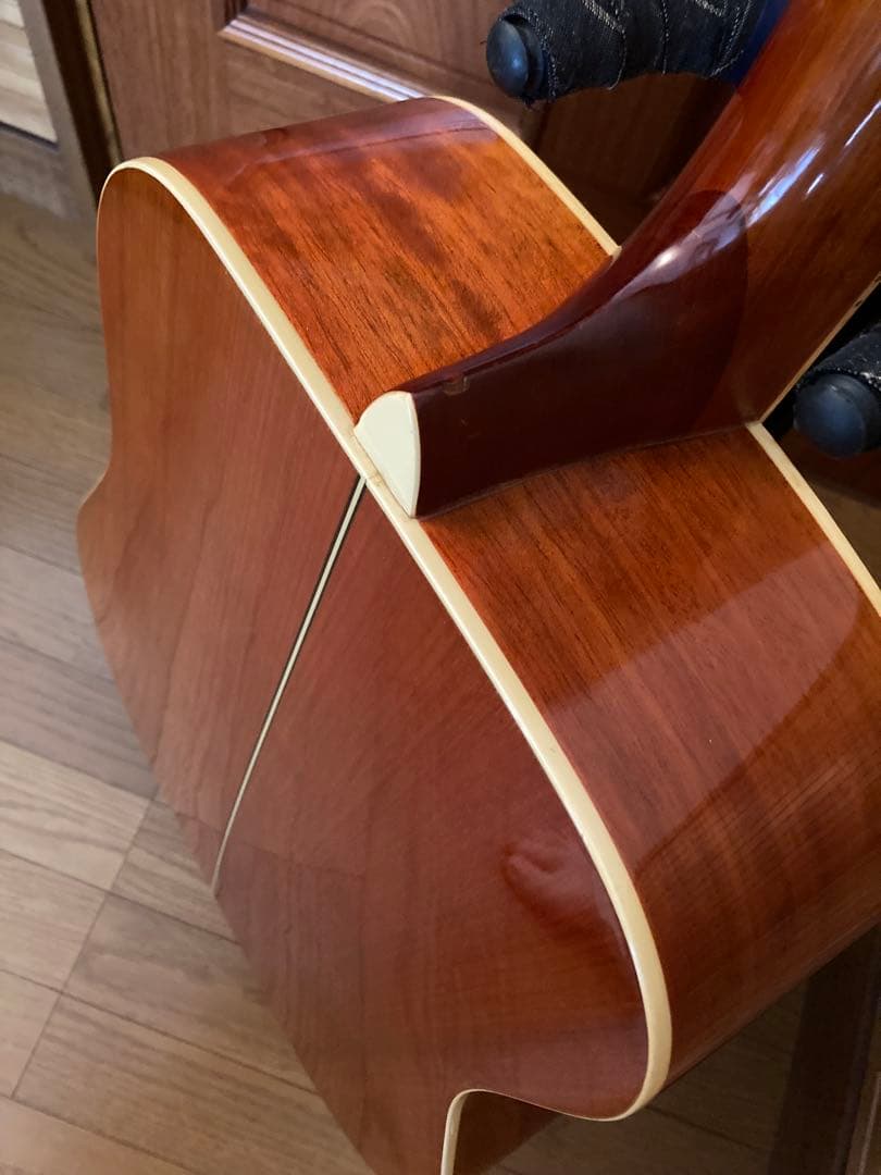 Morrisアコースティックギターモーリスジャパンヴィンテージ　ハードケース付