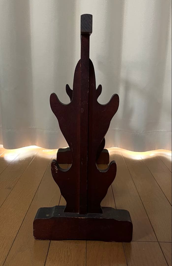 蔵出し　鍔透かし彫り 刀掛け 四振掛