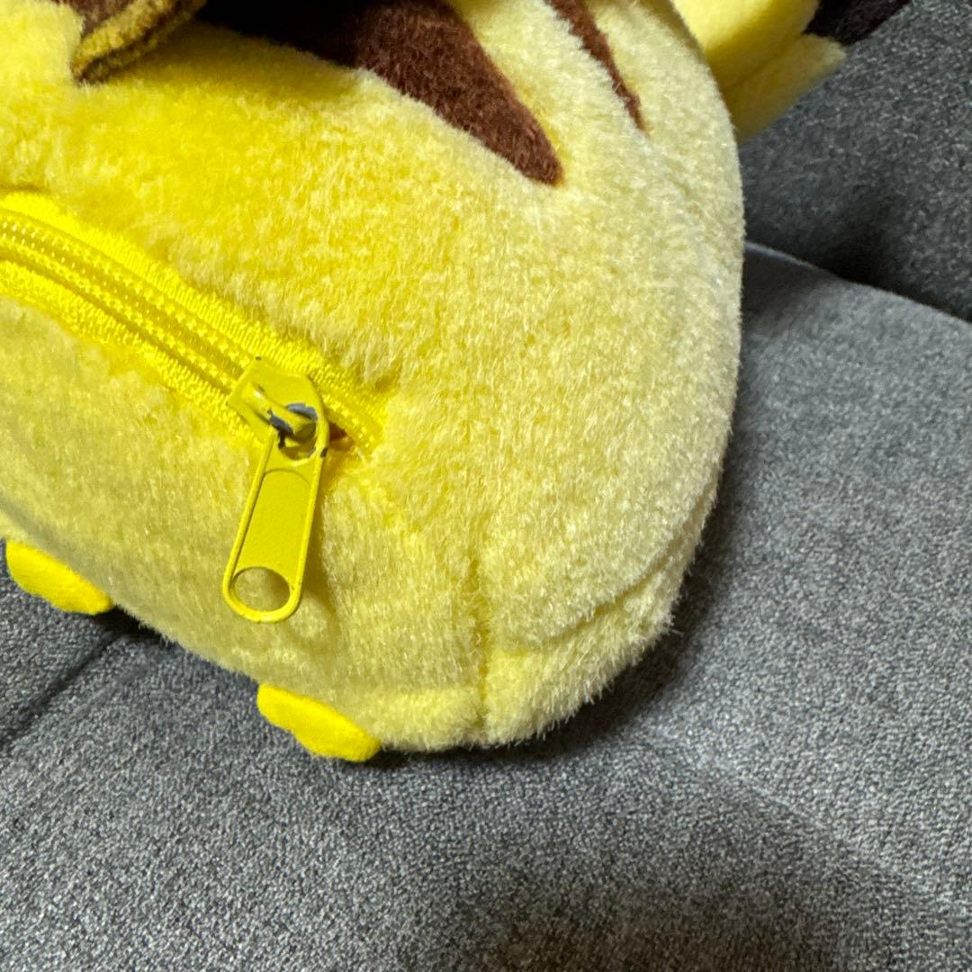 TOMY ポケットモンスター⭐︎ピカチュウ　ぬいぐるみ⭐︎