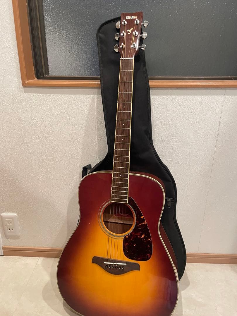 美品♡【YAMAHA】アコースティックギター　FG720S