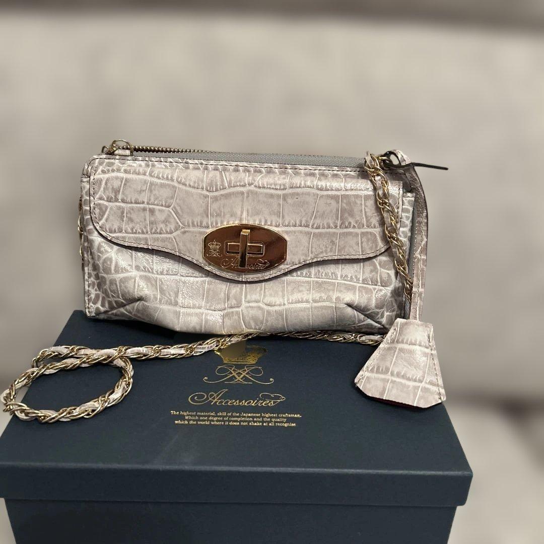 極美品　ADMJウォレットショルダーバッグ　クロコ型押し