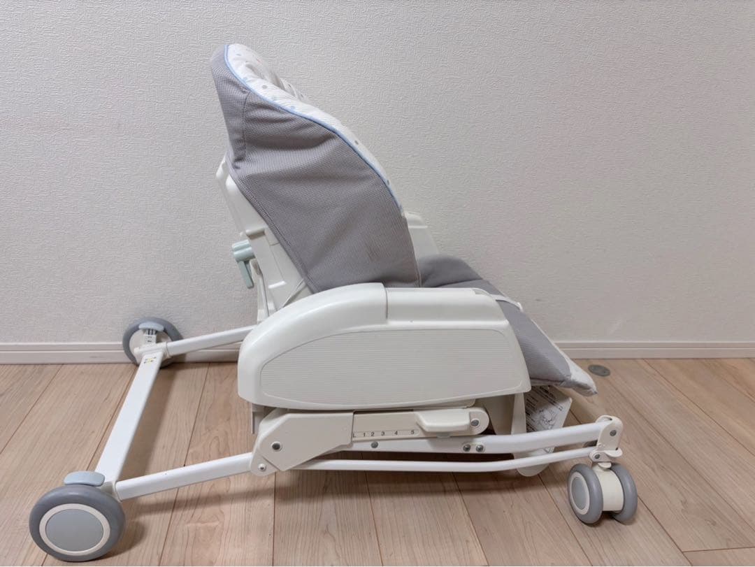 アップリカ　Aprica ユラリズム イージーウォッシュハイローチェア