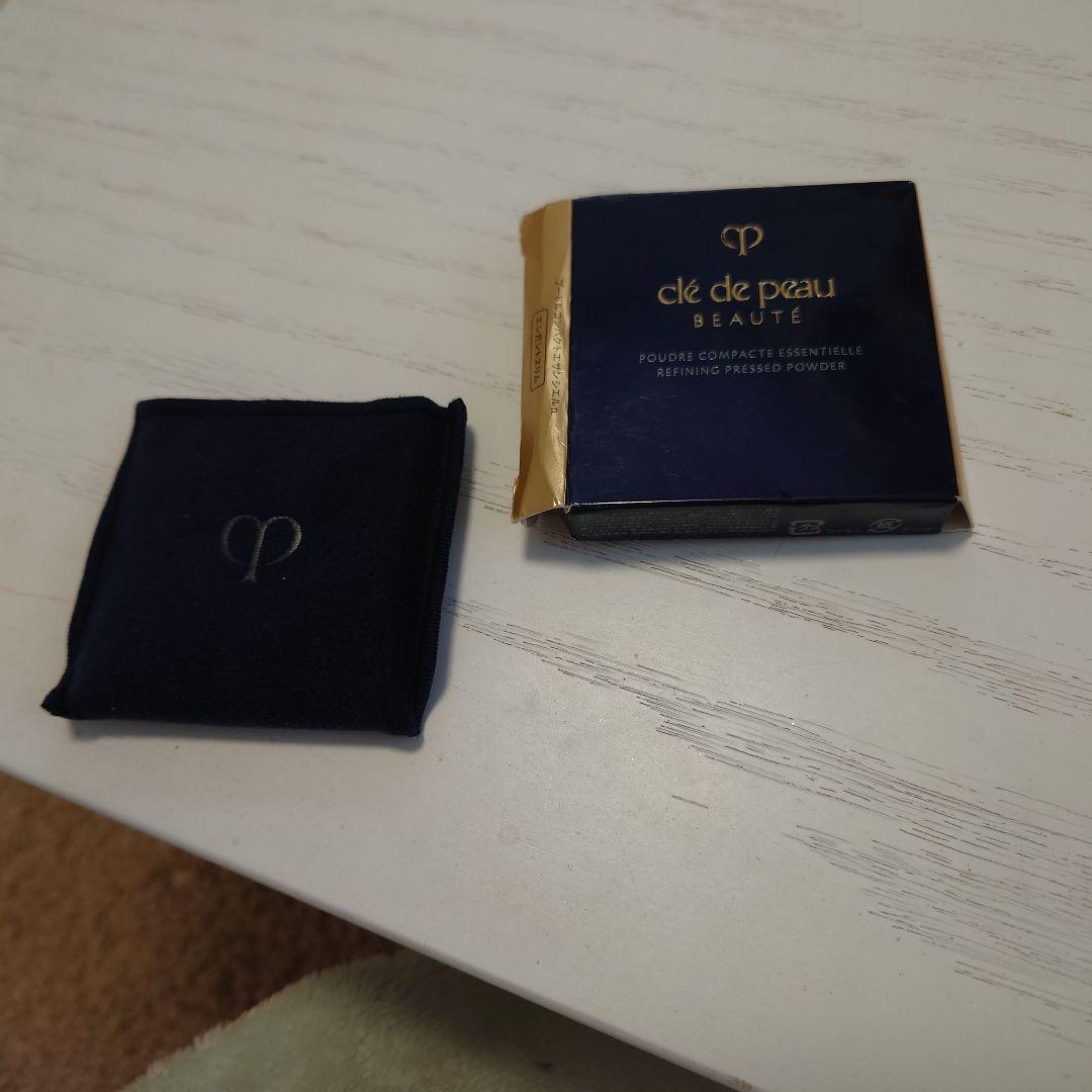 clé de peau プードルコンパクトエサンシエルnエレガントスリム