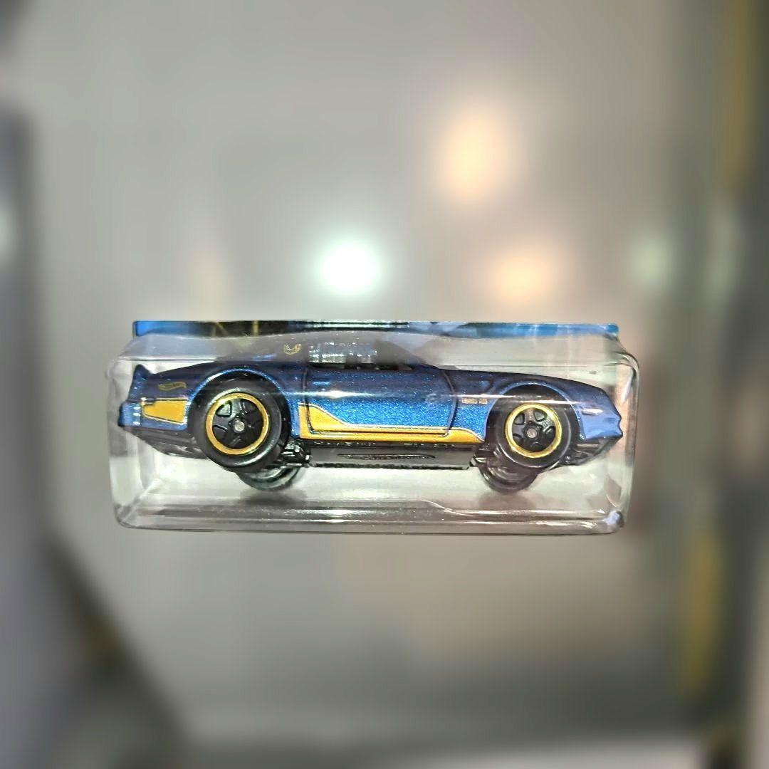 ✨新品 メガ ホットウィール 77 ポンティアック ファイヤーバード 未使用品