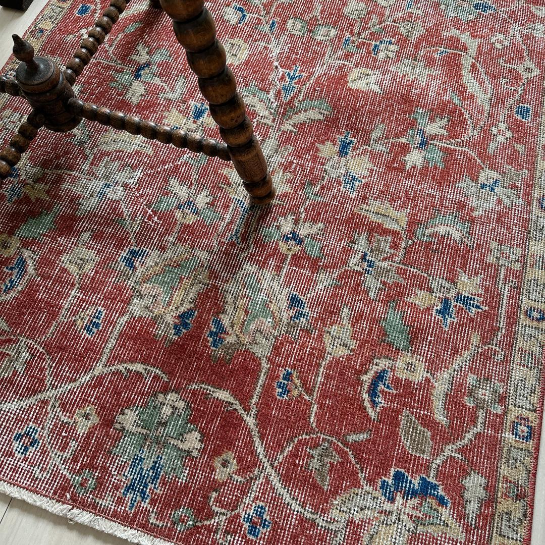 トルコヴィンテージラグ A45 バーミリオン ネイビー ミント グリーン