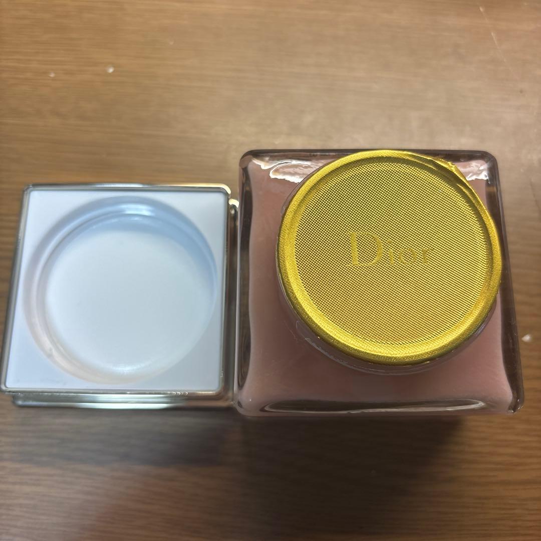 K*様 Dior プレステージ ル ゴマージュ スクラブ 150ml