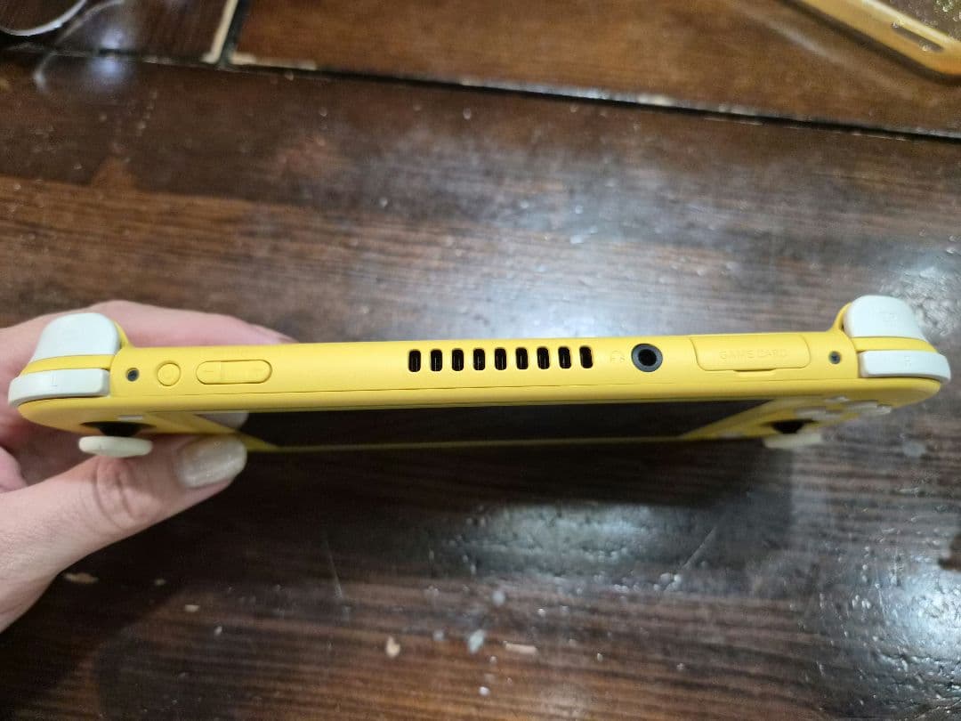 値下げしました！Nintendo Switch Lite 　本体のみ