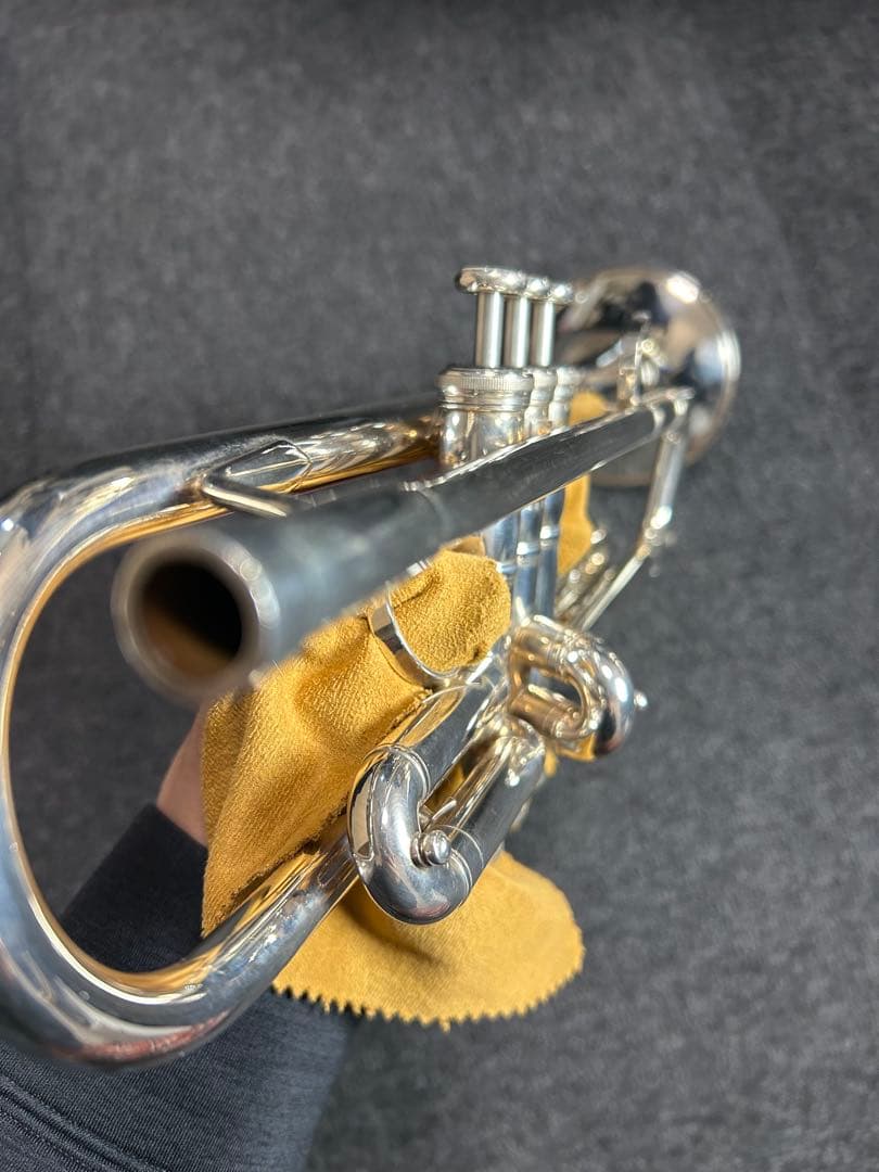 トランペット　YTR8335RS Xeno SOLUTE