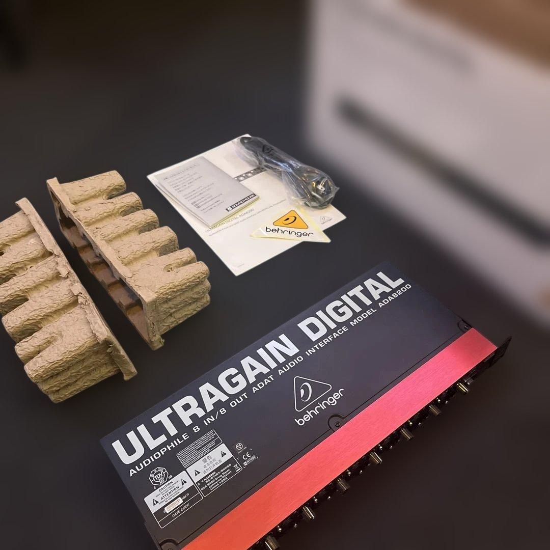 Behringer ADA8200 オーディオインターフェイス