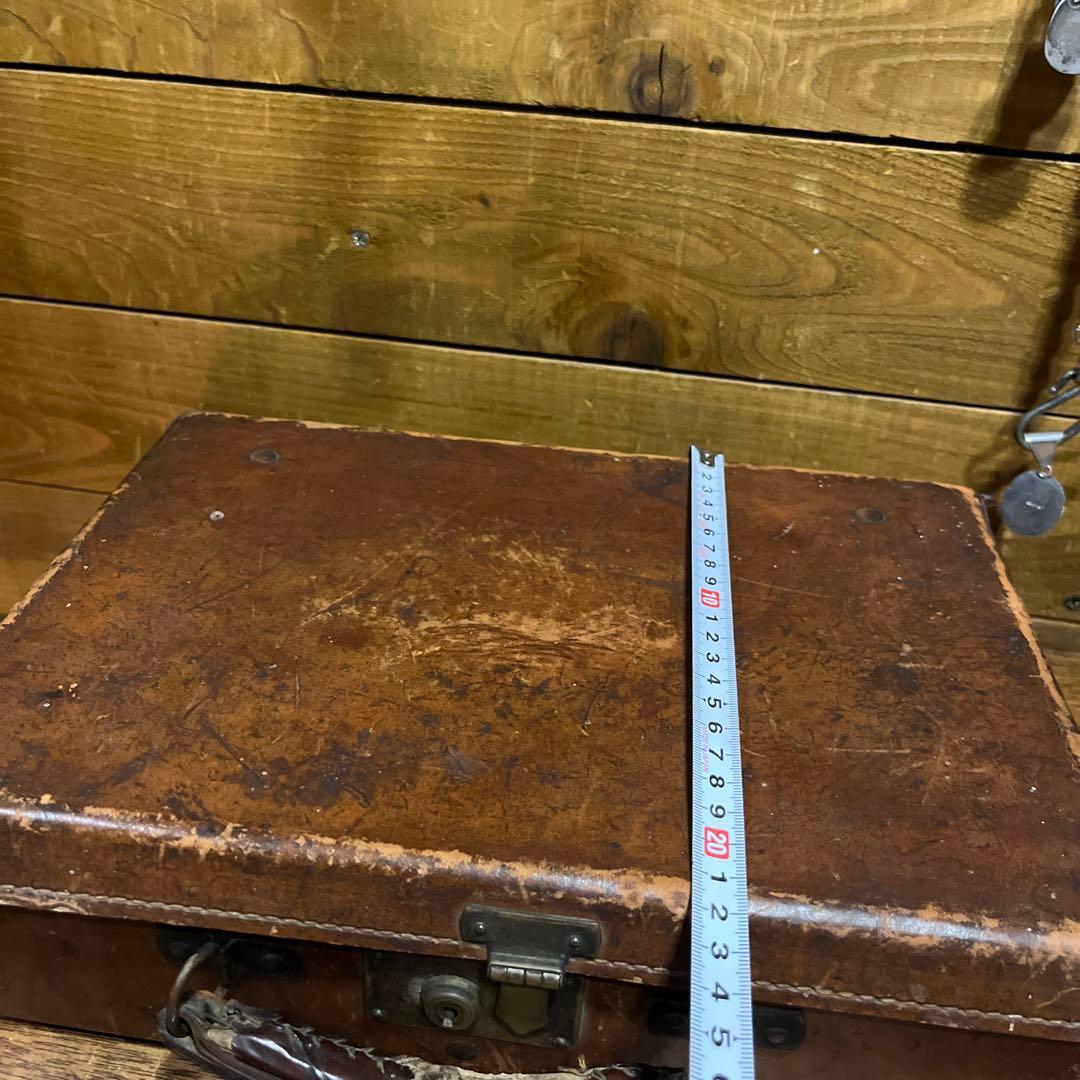 アンティークレザートランク