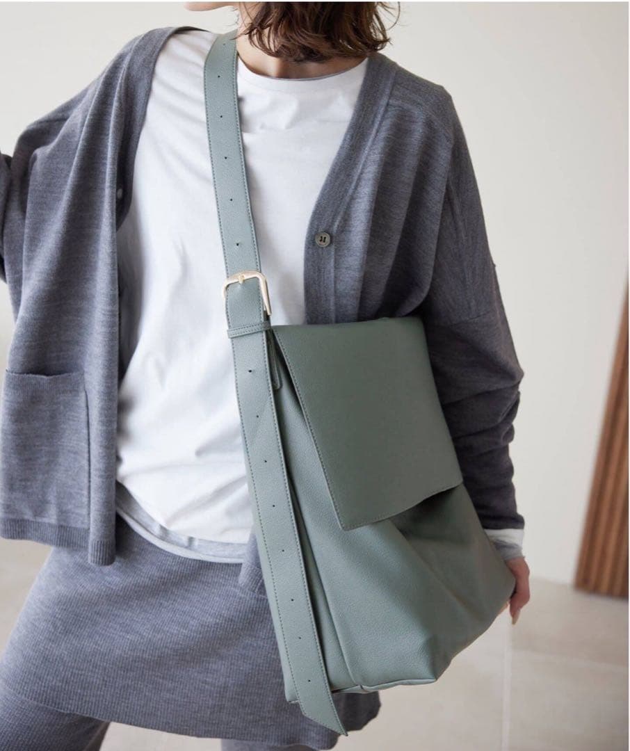 s.oyamada*SLOBE フェイクレザーBAG グリーン