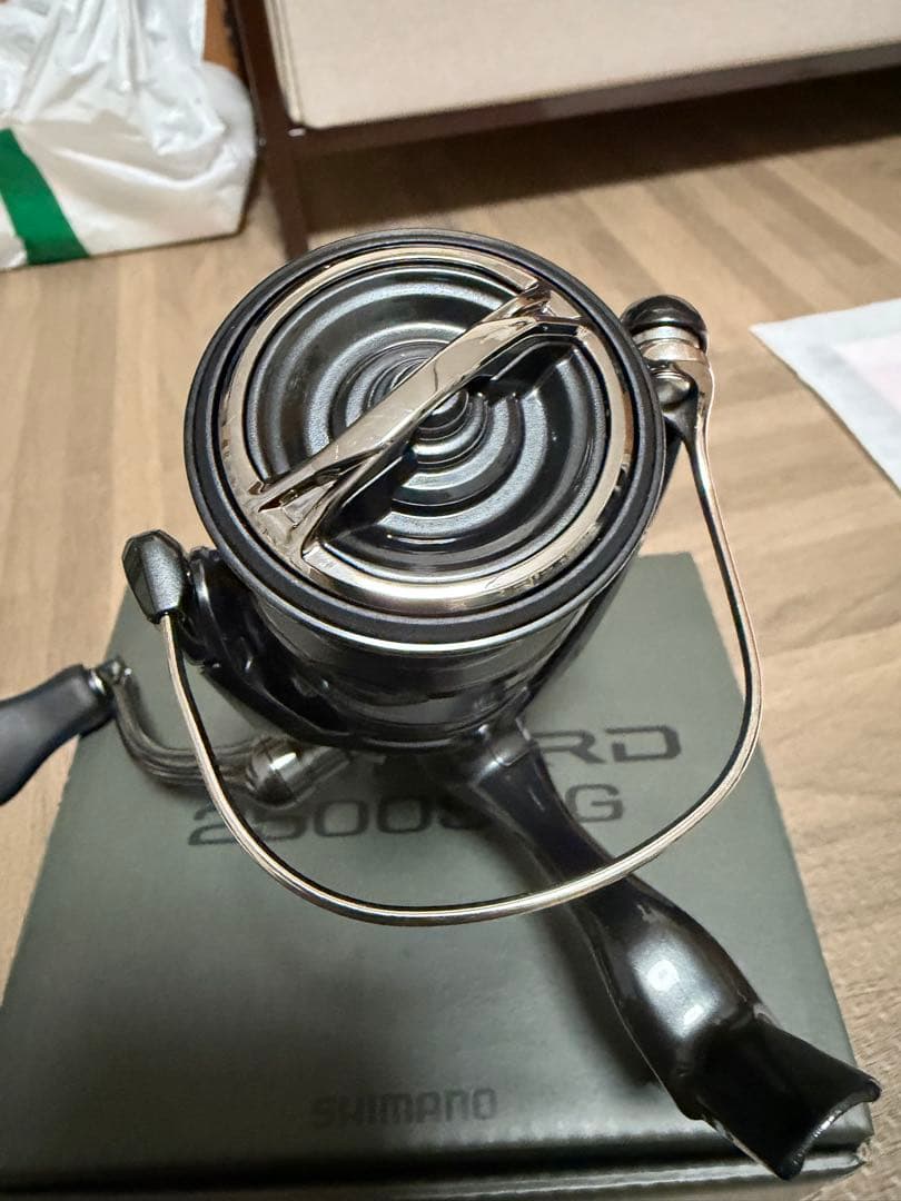 シマノ 24ヴァンフォード2500SHG 淡水使用 美品