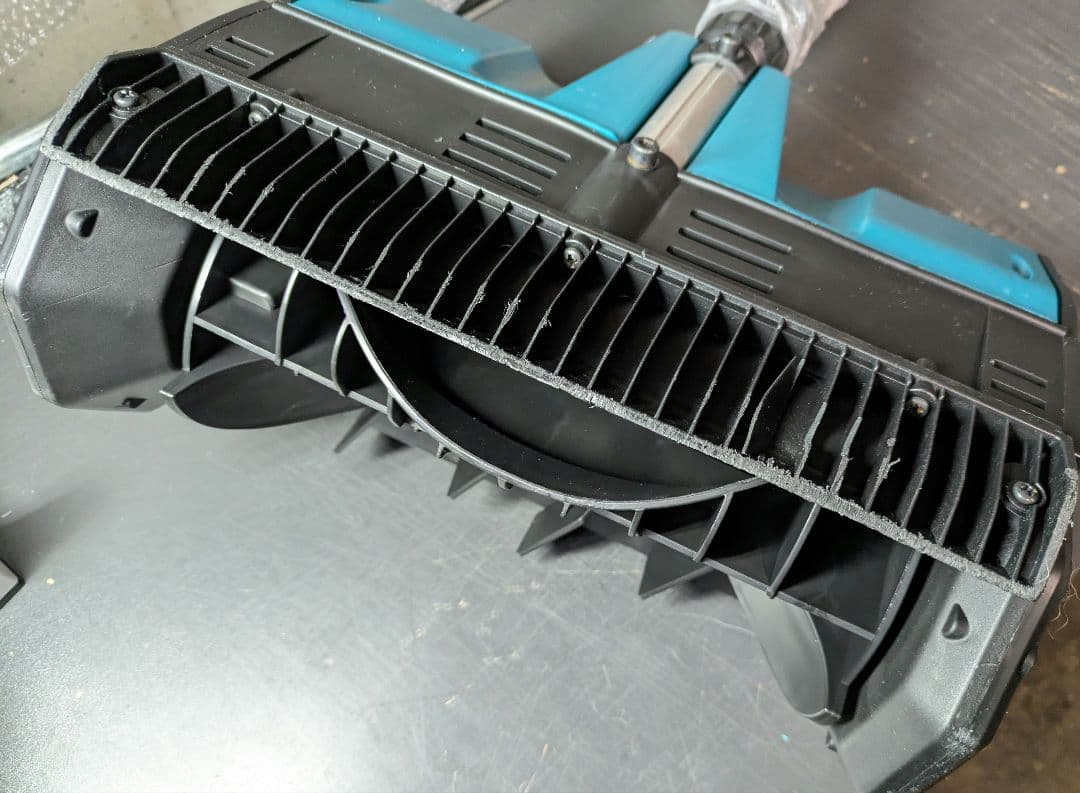 北*子様 使用品【専用バッテリー2個+専用充電器付き】 電動除雪機 除雪機 折り