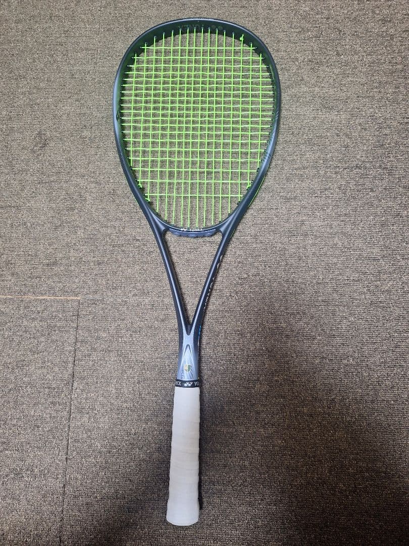 ソフトテニスラケット　ヨネックス　ボルトレイジ8V(カスタムフィット)