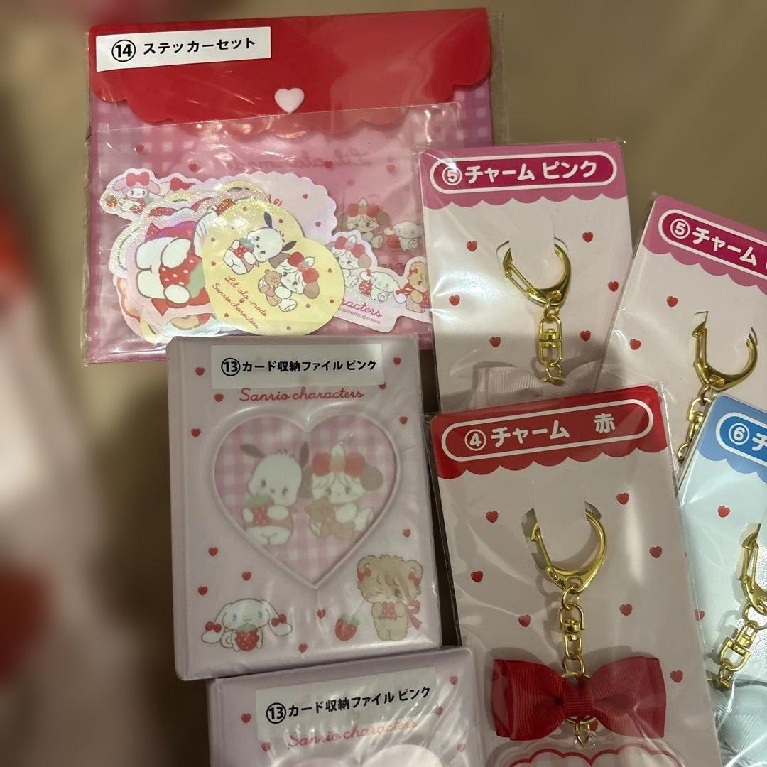 Lil ala mode　サンリオキャラクターズ　当りくじ　25点