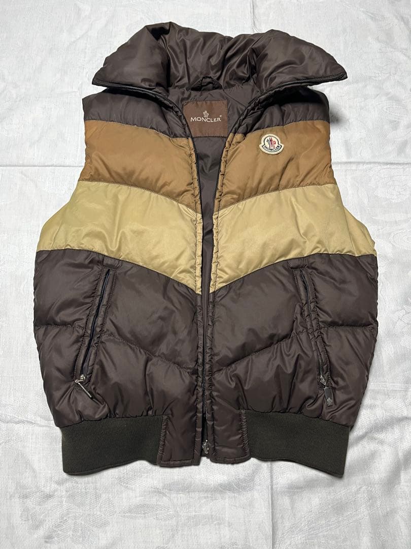 MONCLER メンズ　ダウンベスト sizeM