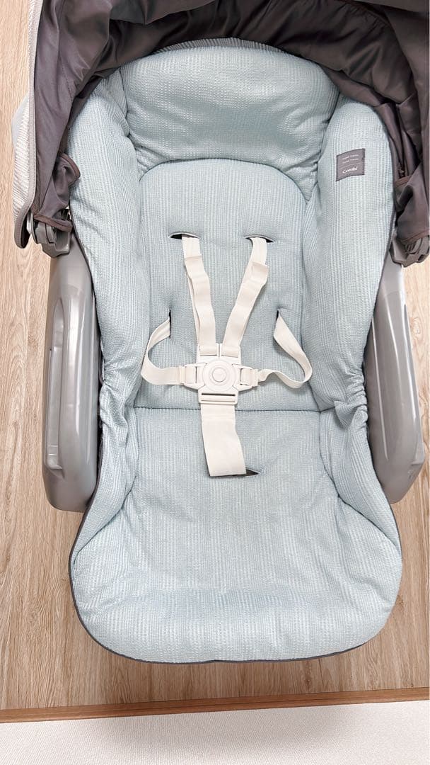 【美品】コンビ ネムリラ AUTO SWING BEDi Long