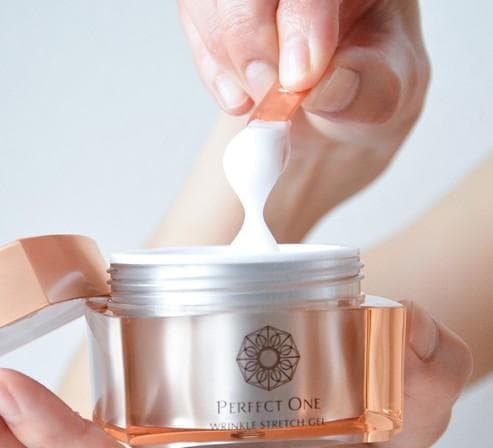 7点セット 新日本製薬 パーフェクトワン ホワイトニングセラム 美容液 など