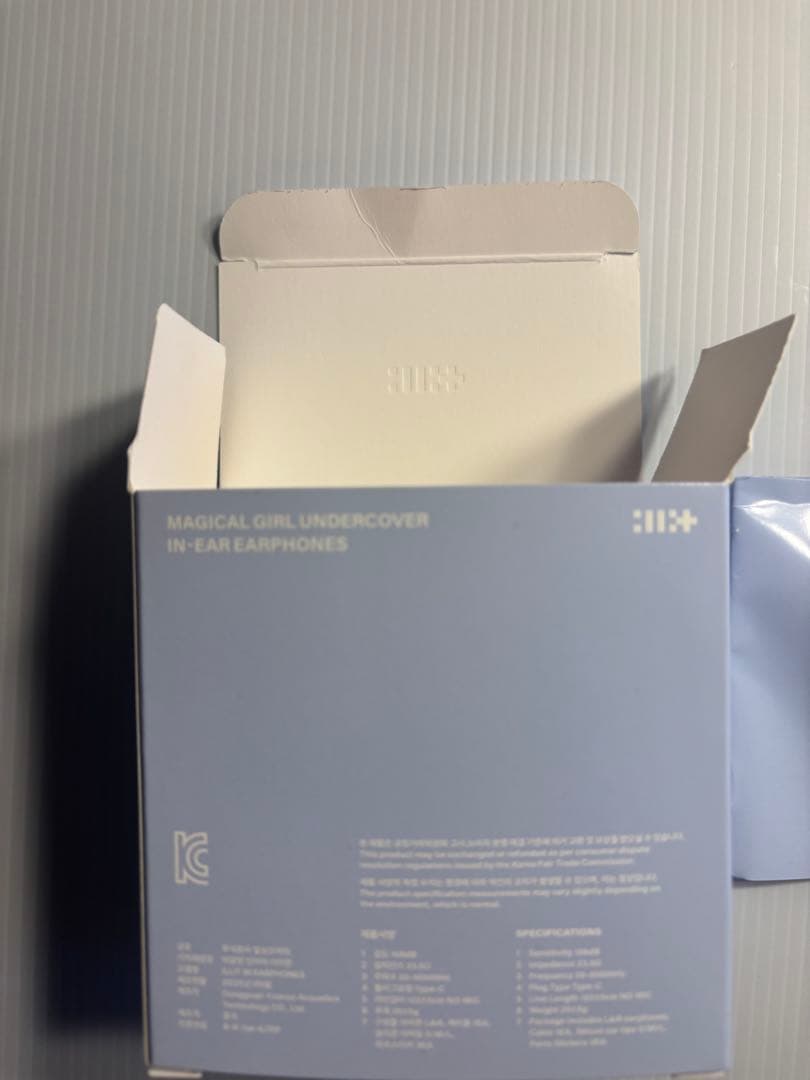 ILLIT BOMB MERCH ver. 未使用