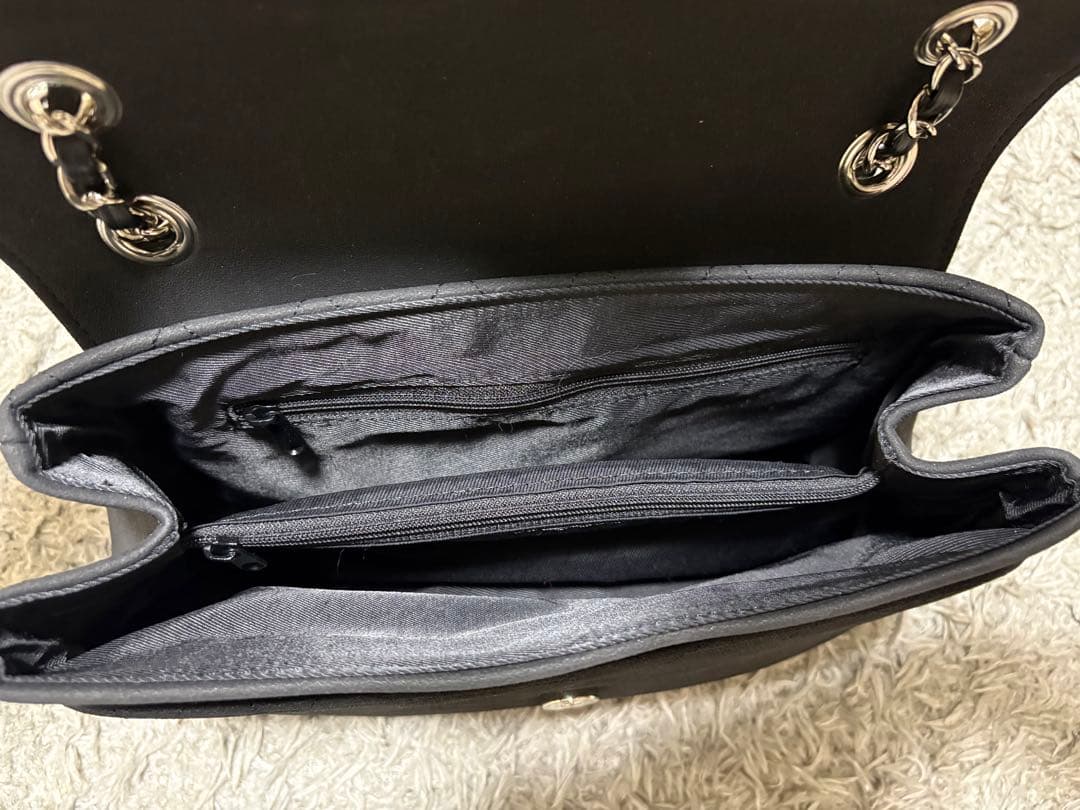 ③バックスキン風　　チェーンバッグ　ノベルティ