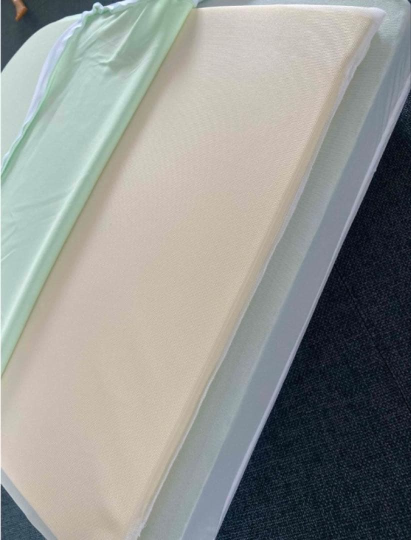 エアロフロー足まくら　ノイアックリビング