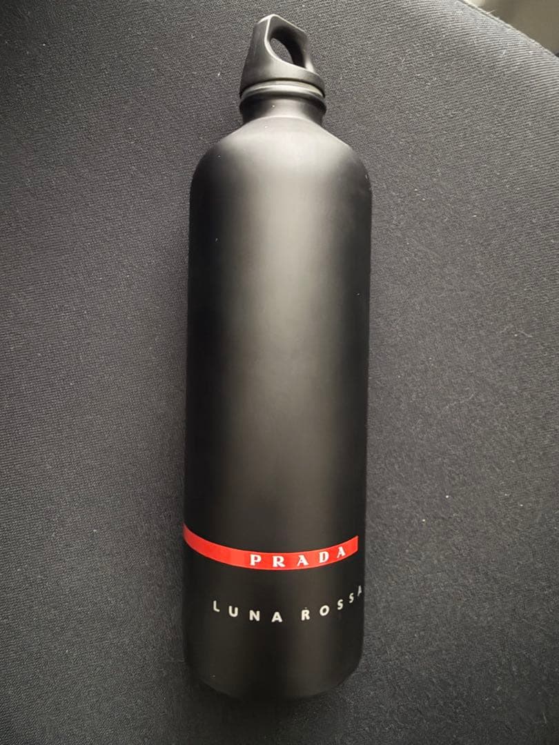 PRADA LUNA ROSSA スポーツボトル ⚠️最終値下げ
