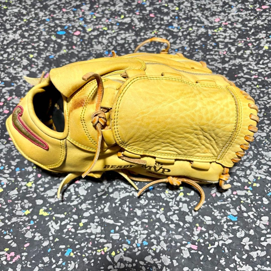 ナイキ NIKE 投手用 軟式用 グローブ ピッチャー Ready MVP 野球