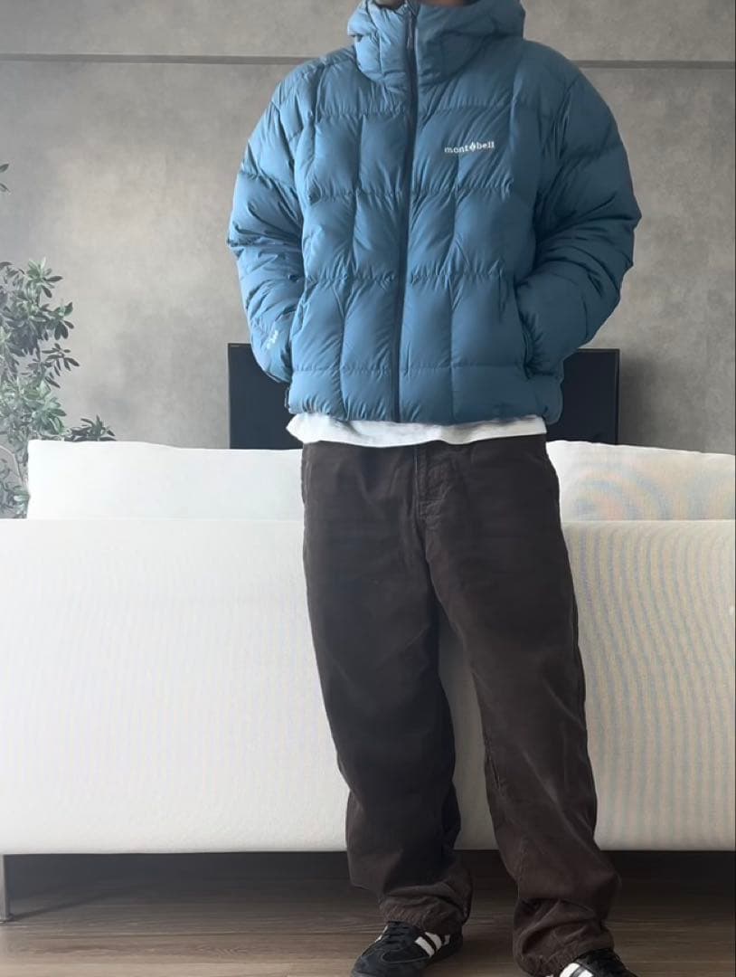 ネージュダウンパーカー　新品未使用　モンベル　mont-bell ブルー