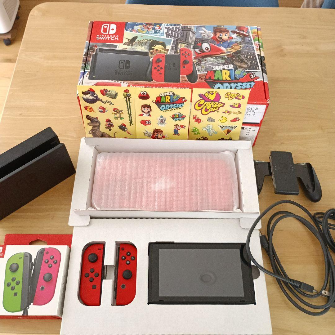 Nintendo Switch　本体　追加2本ジョイコン セット