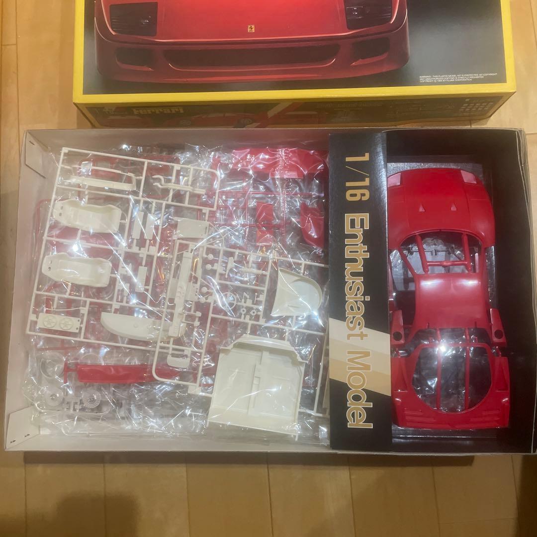 Ferrari F40 1/16エンスージアストモデル
