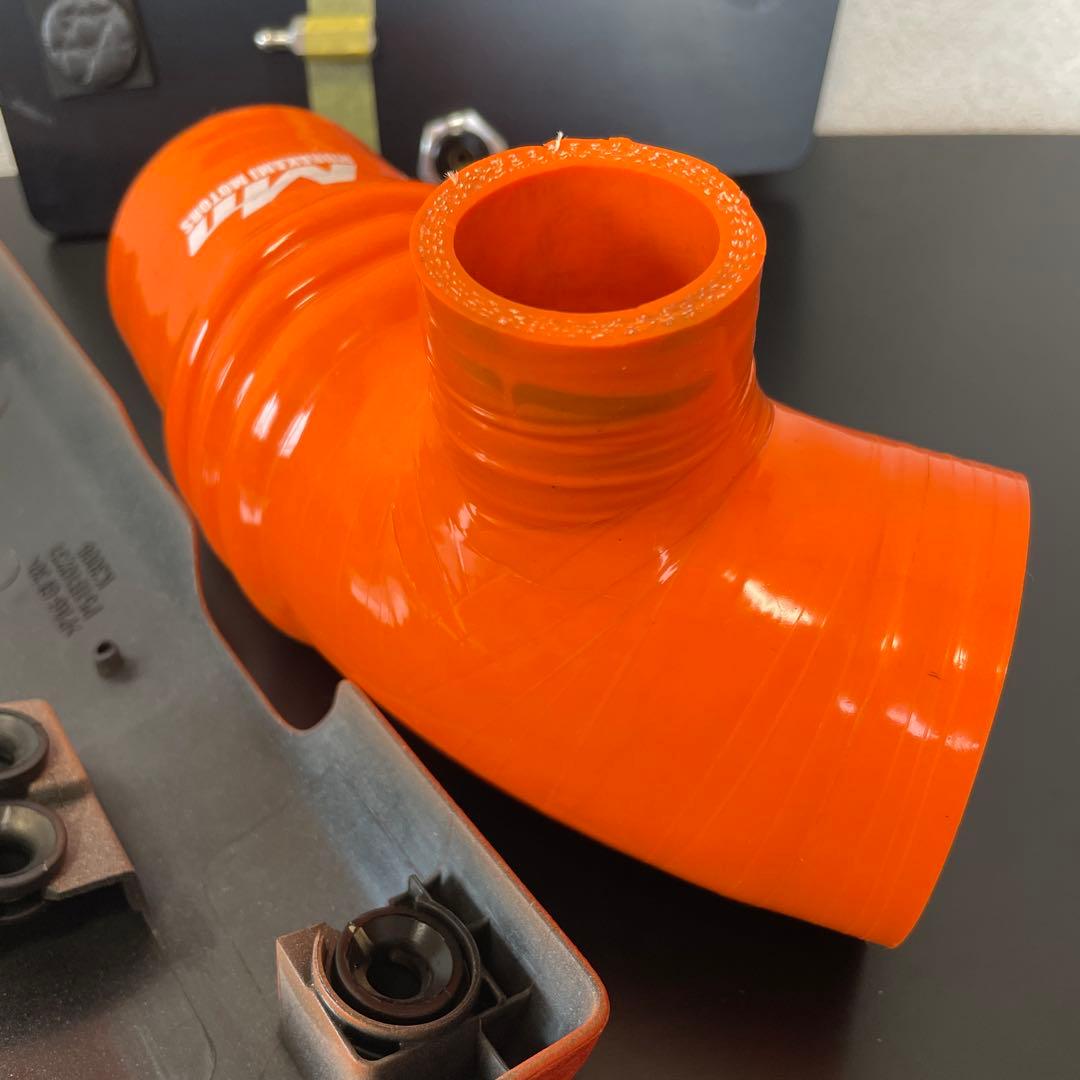 NDロードスター　エンジンルームオレンジ色４点セット ＋ オイルフィラーキャップ