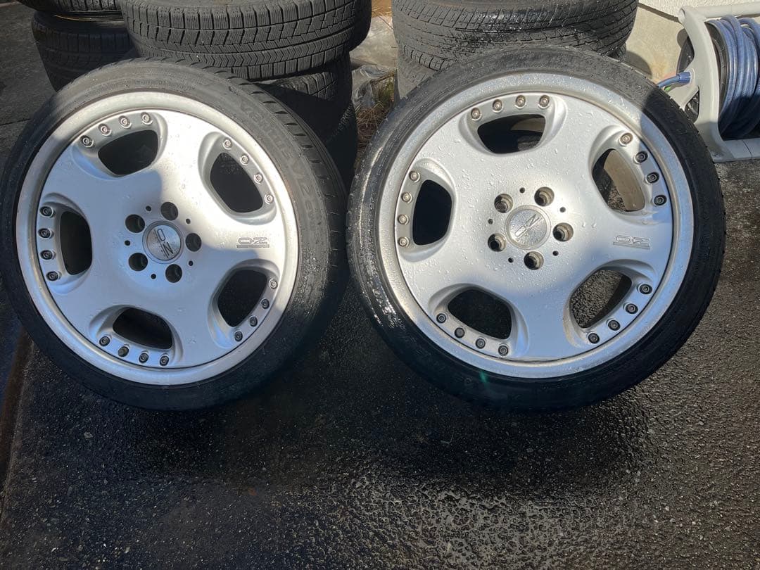 人気　OZ Racing ホイール オペラ8J +40 114.3 18インチ