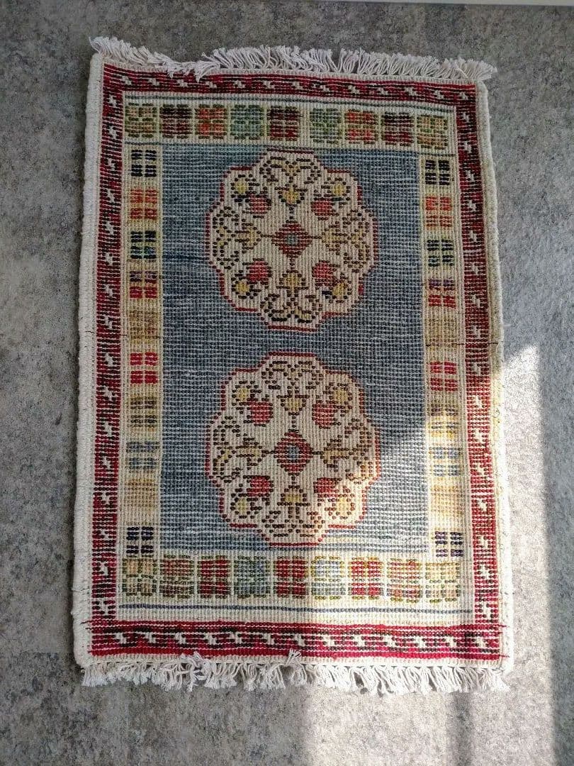 【新品】トライバルラグ