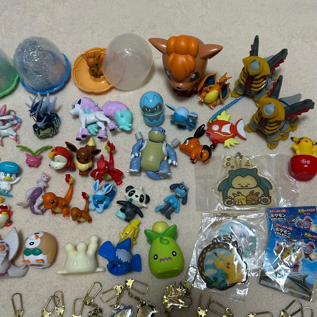 ポケモン　フィギュア　モンコレ　ポケモンキッズ　メタルキーホルダー　まとめ売り