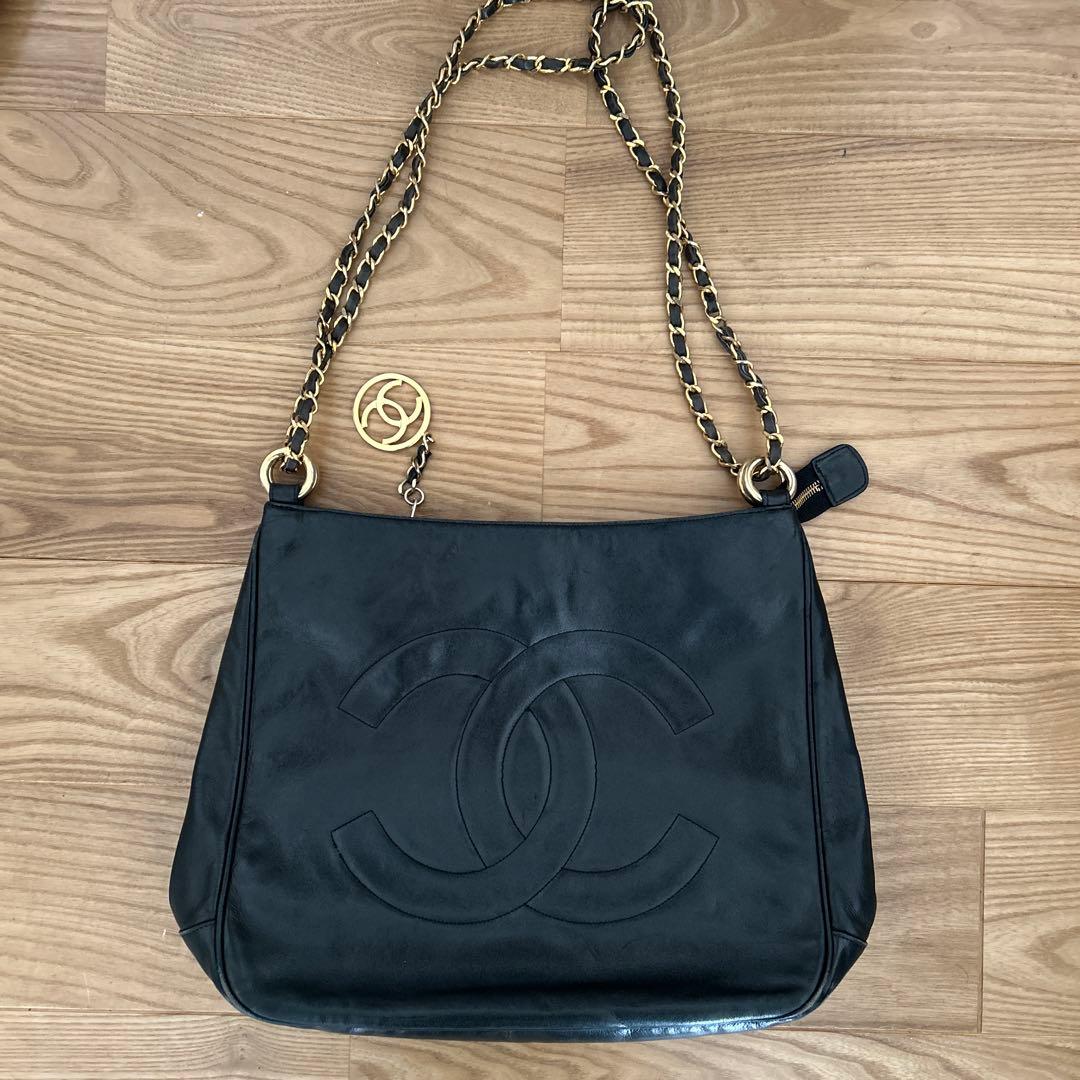 CHANEL 黒 レザー バッグ CCロゴ