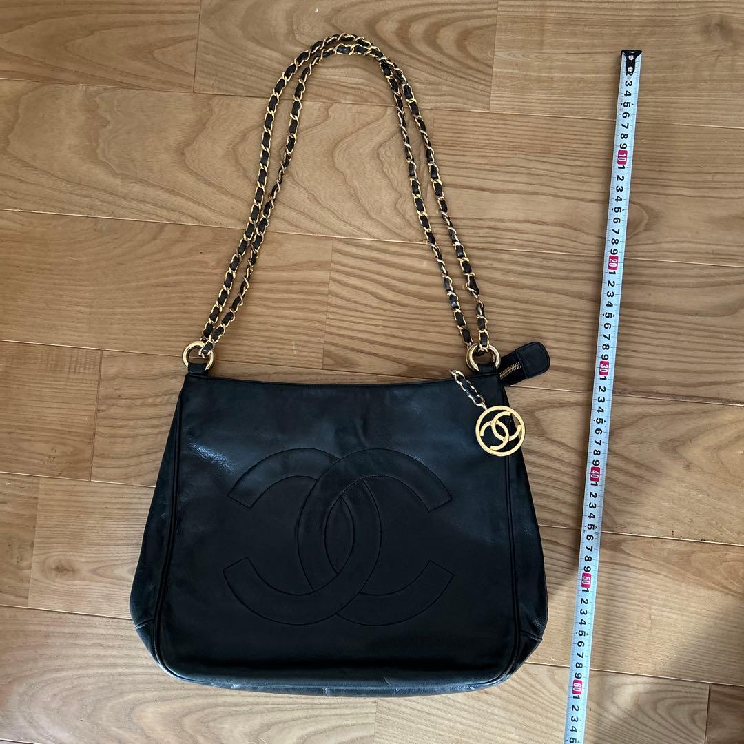 CHANEL 黒 レザー バッグ CCロゴ