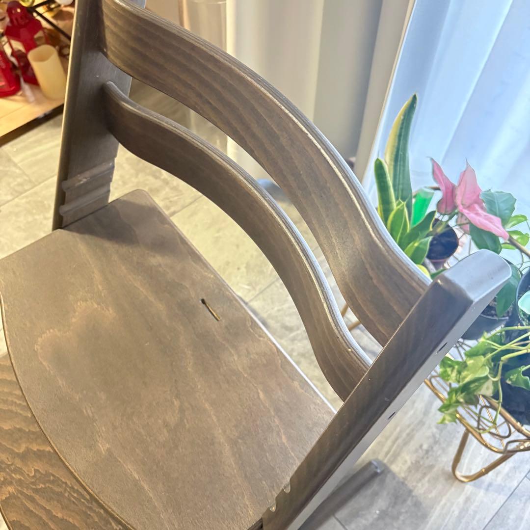 ストッケ　トリップトラップ　グレー