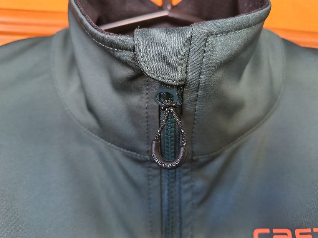 CASTELLI　カステリGO JACKETサイズXS